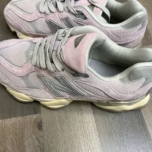 New Balance 9060 
Pink grey gray
Mens size 9 worn 1 time like new no scuffs New Balance | Shoes | New Balance 960 Pink Grey Graymens  main image 4